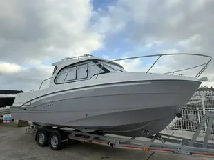 2025 Beneteau Antares 8