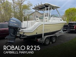2008 Robalo R225