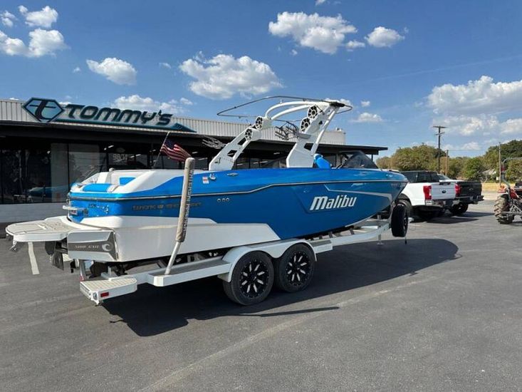 2019 Malibu wakesetter 25 lsv