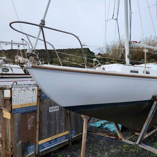 1969 Halcyon 27