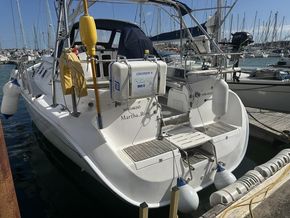2010 Hunter Legend 41 Deck Saloon 4