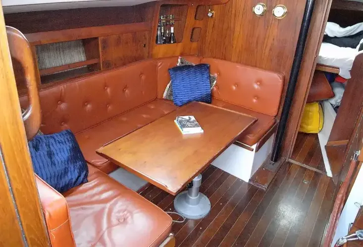 1980 Jupiter 30