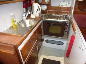 Hallberg Rassy Rasmus 35 Nab 35 - Galley