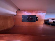 2006 Hunter Legend 38