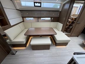 2024 Bavaria C46  13