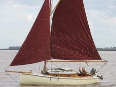 Classic 17-ft gaff-rig yacht "Sprite"