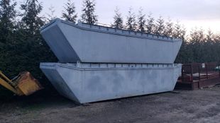 (2) 1995 30′ x 8.5′ x 6′ Double Walled Hopper Barges