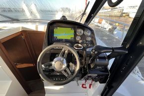 Merry-Fisher-895 -offshore-wheel-2