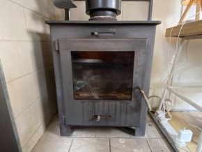 Viking Wide Beam 60 x 10 Highly desirable mooring - Heating Stove