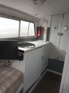 Narrow beam Norman 23 Cruiser