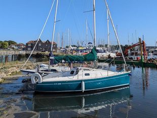 Jeanneau Sun 2000 Trailer Sailer