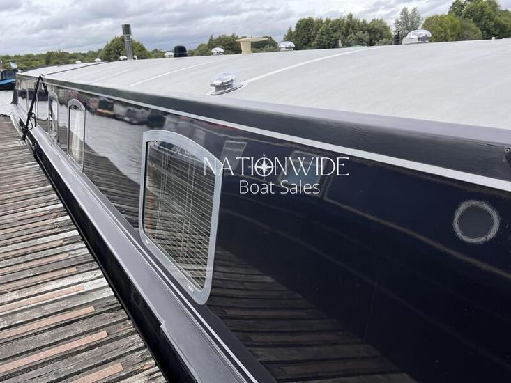 68ft by 12ft Widebeam Cruiser
