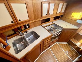 1993 Nauticat 35 32