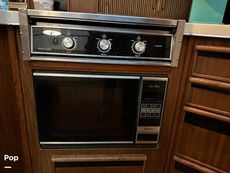 1986 Sea Ray 410 AFt Cabin