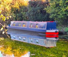 60ft Trad on Private Mooring Home-Counties London