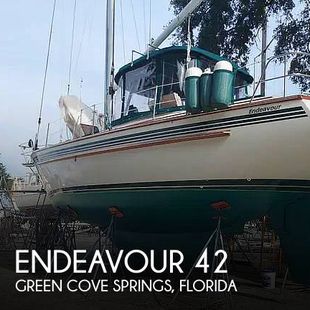 1985 Endeavour Center Cockpit 42