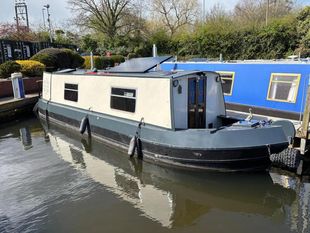 Springer Semi Trad Stern Narrowboat