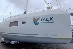 2024 Lagoon 42 catamaran with 