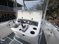 2004 Boston Whaler 240 Outrage