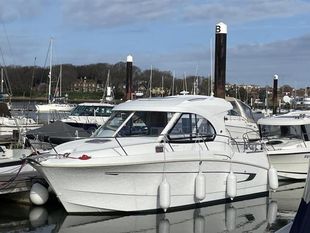 2010 Beneteau Antares 8