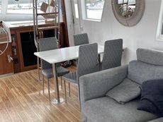 1986 Hatteras 54