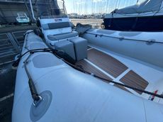2004 Valiant V-620 RIB
