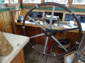 Belgian Barge Cruising Houseboat  - Helm