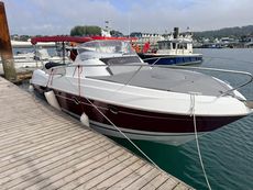 Beneteau Flyer 850 as new 200hrs