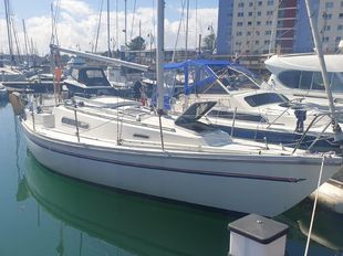 1986 Sadler 26 Fin Keel