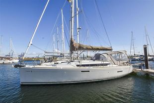 2014 Jeanneau Sun Odyssey 379