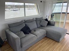 1986 Hatteras 54