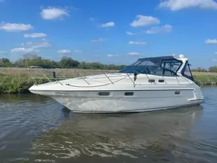 2002 Sealine S37
