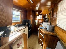 Dolffin Glas-41ft 1994 R & D Fabrications 4 berth traditional stern na