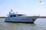2000 Mulder 74 Flybridge