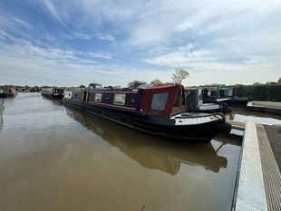 Splinter, 57ft Traditional style narrowboat, 2005