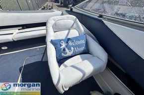 Bayliner 2252 - co pilot seat