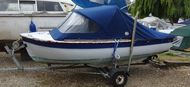 Day boat
