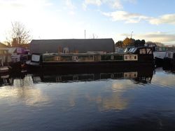 57X10 Widebeam Narrowboat built 2005 by Hirst boat builders
