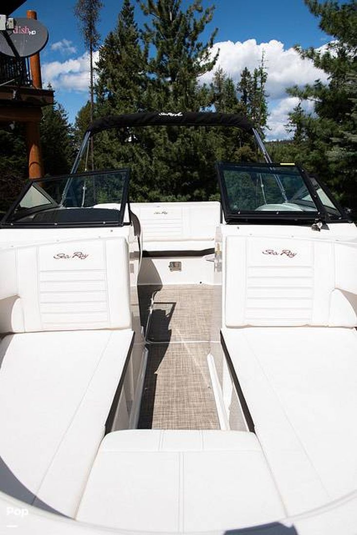 2019 Sea Ray 190 spx