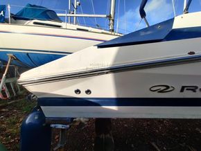 Regal 2250 Cuddy  - Stern