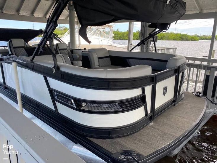 2023 Bimini aqua patio 255 sbc