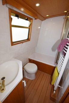 62' Semi Trad 2001 Andicraft Fabrications / Warble Boat Builders 