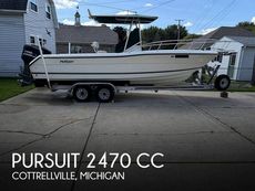 2000 Pursuit 2470 CC