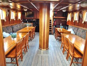 Charterklipper 24 nacht- of 75 daggasten 