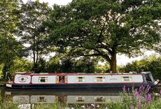 Narrowboat 57ft Traditional Style