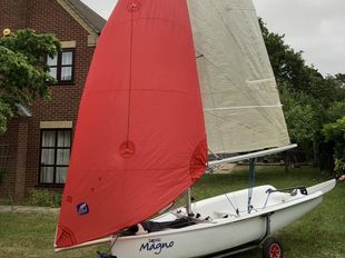 Topper Topaz Magno sailing dinghy