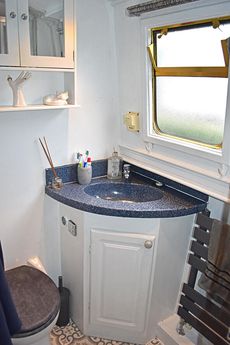 48ft Cruiser Stern Narrowboat