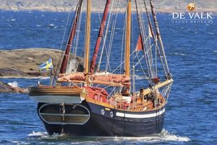 1979 Small sailing ship From Laso