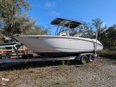 2004 Boston Whaler 240 Outrage