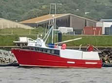 LONG LINE & TROLLER - COMMERCIAL FISHING TUNA